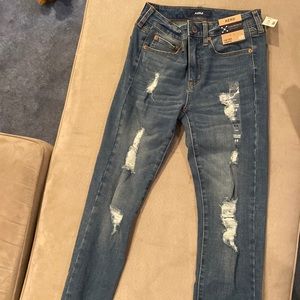 Woman’s Aero jeans size 4